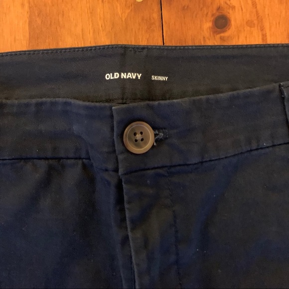 NWT Old navy khaki pants - Picture 2 of 6